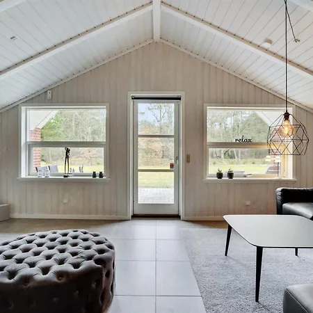 Dom wakacyjny Rietrikki - 2-4km From The Sea By Interhome Blåvand